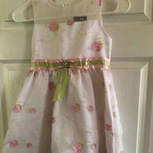 Girls cute multicolor dress size 6x